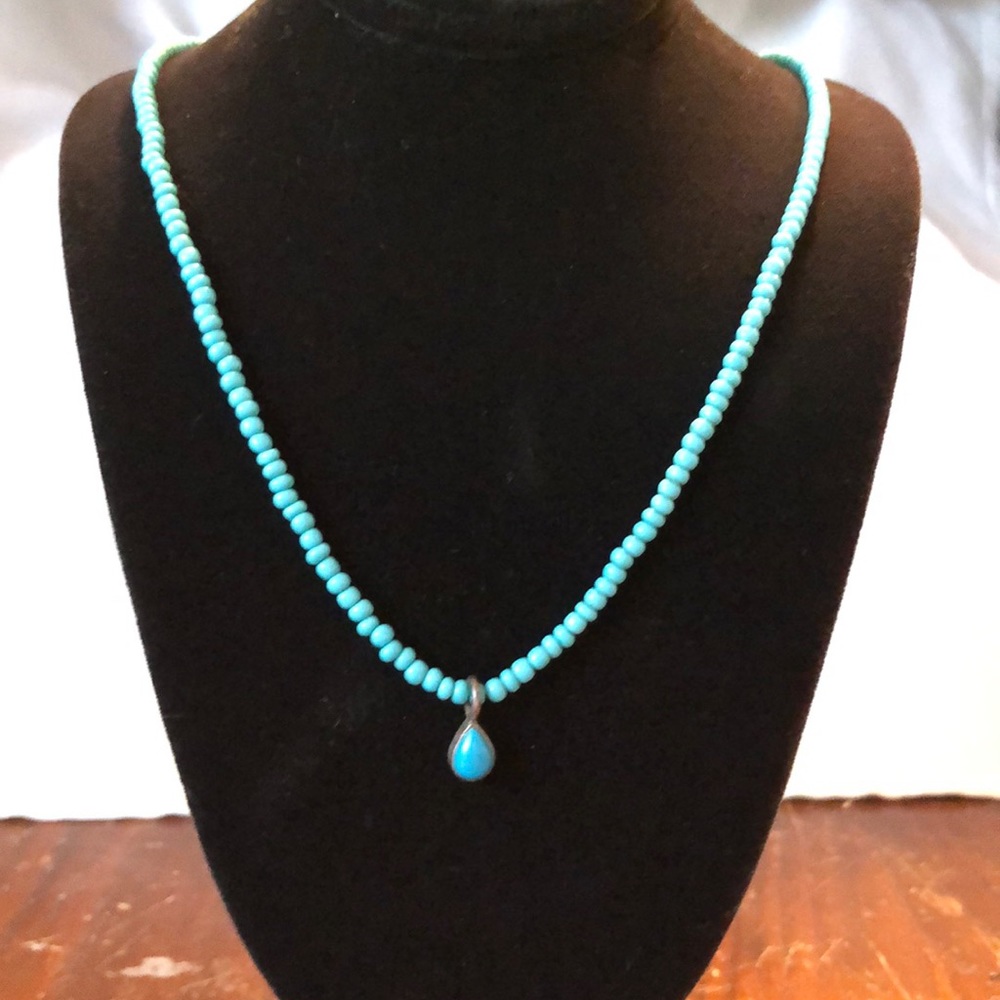 Turquoise beaded necklace
